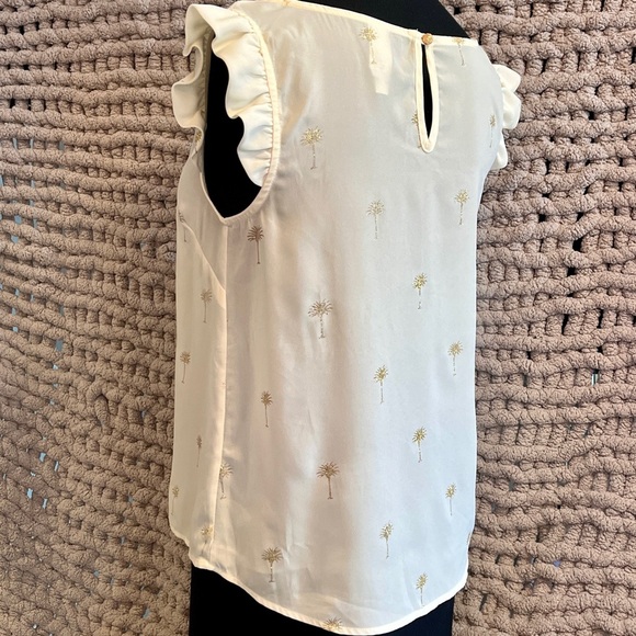 WESTMOON Cream Ruffled Cap Sleeve Blouse Size Medium - Picture 8 of 11